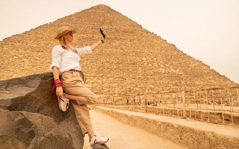 Pyramides De Gizeh Et Musée Égyptien